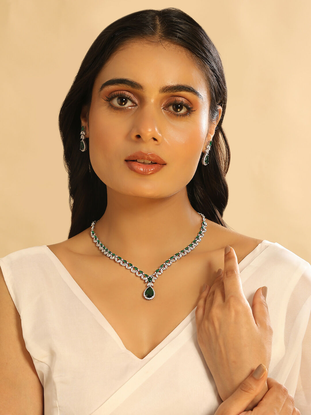 Nuyug Celestial Emerald Cubic ZIrcon Necklace Set | Swadesiicart