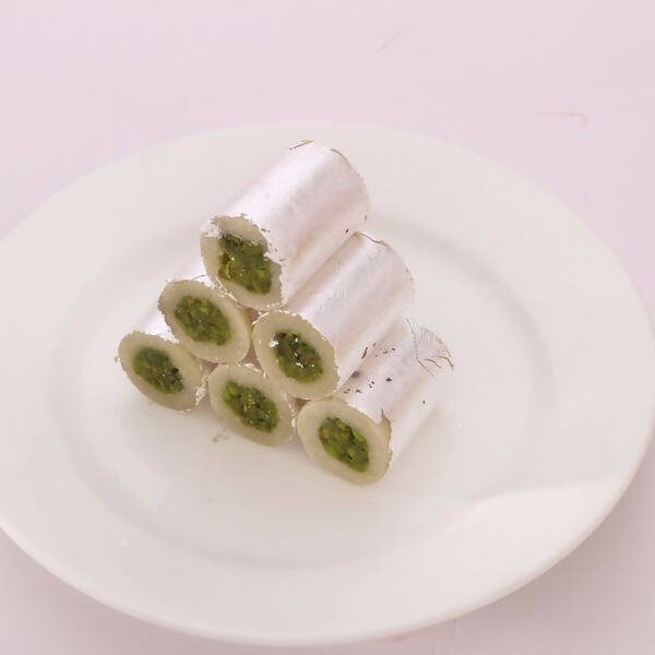 Dadu's Kaju Pista Roll | Swadesiicart