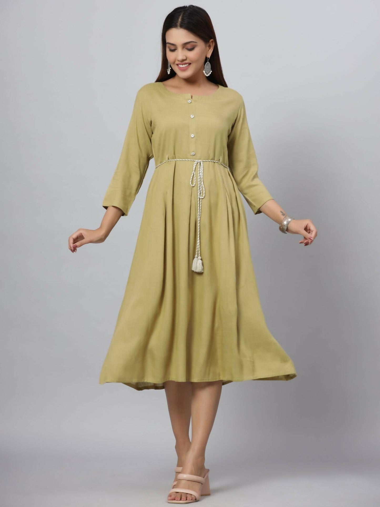 Juniper Women's Green Rayon Slub Solid Dress | Swadesiicart