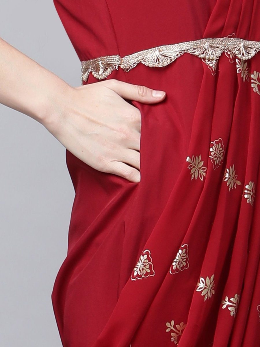 Ahalyaa Women Maroon Crepe Georgette Printed Saree Dress With Printed Pallu | Swadesiicart