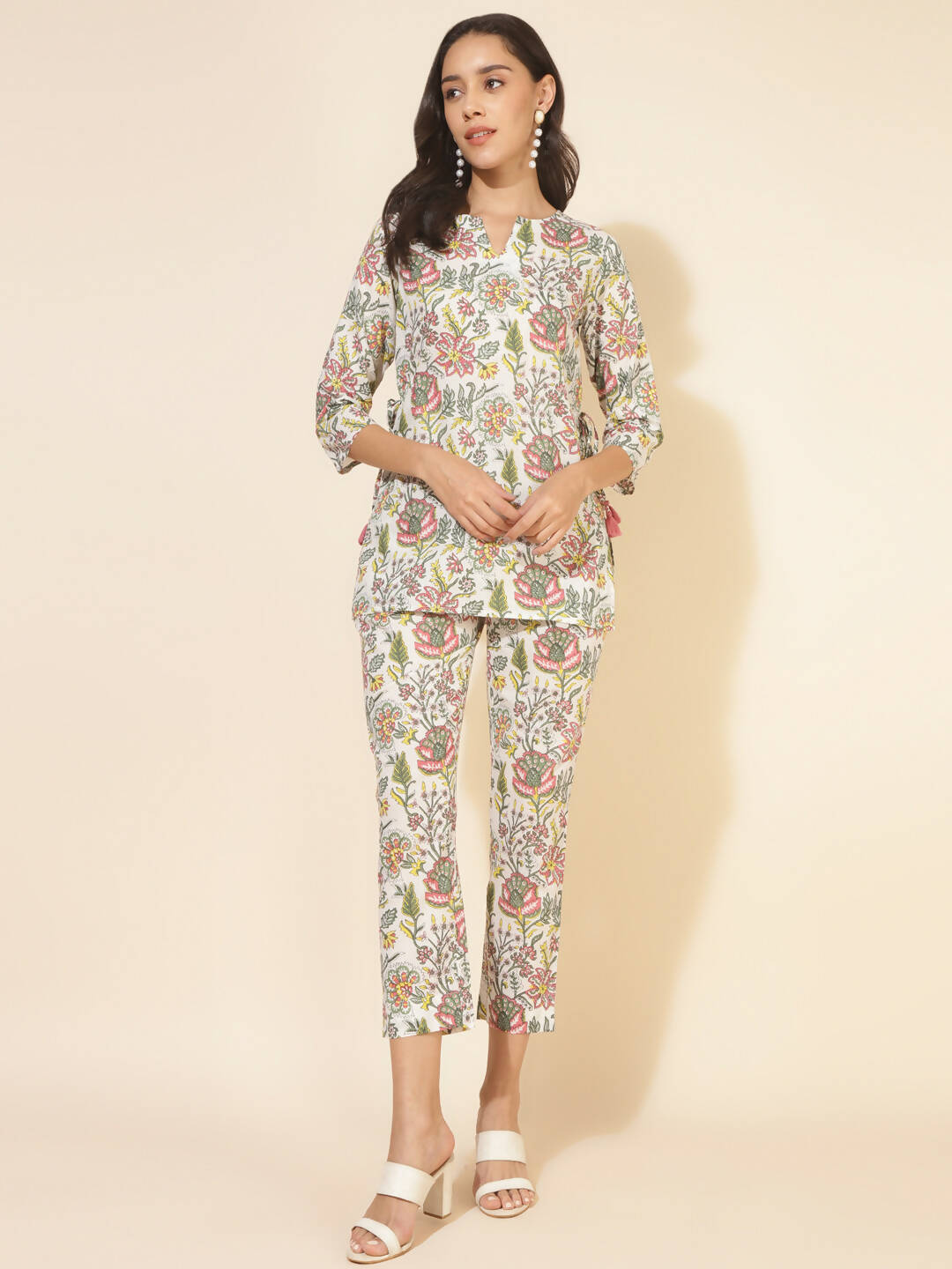 Janasya Women's White Cotton Printed Casual Regular Co-ords - Swadesiicart