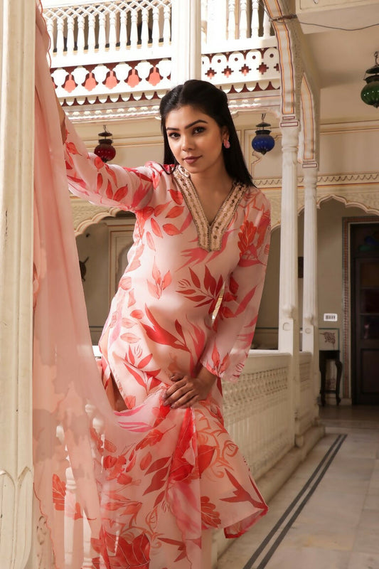Vaasva Women Peach Tabby Slik Print & Embroidered Kurta, Pant & Dupatta set | Swadesiicart