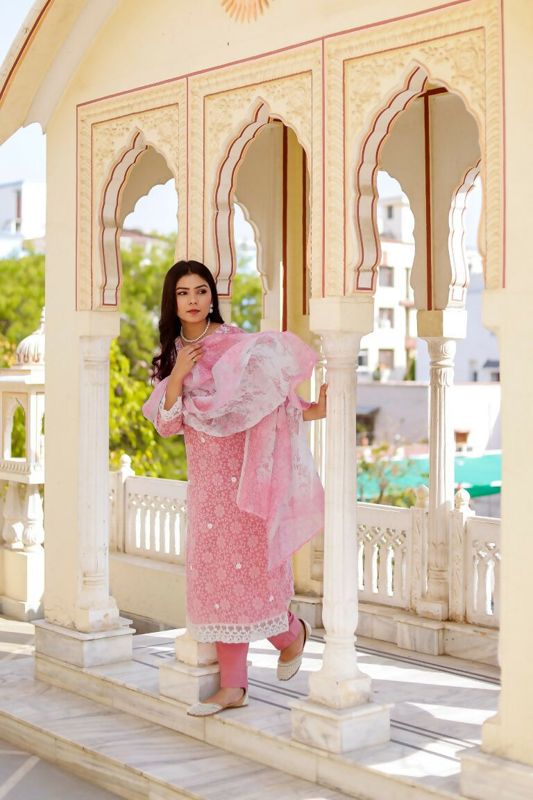 Vaasva Women Candy Pink Linen Printed Kurta, Pant & Dupatta set | Swadesiicart
