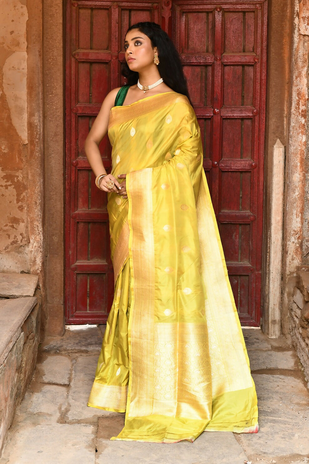 Joban Fashion Yellow Pure Katan Pure Handloom Banarasi Silk Saree | Swadesiicart