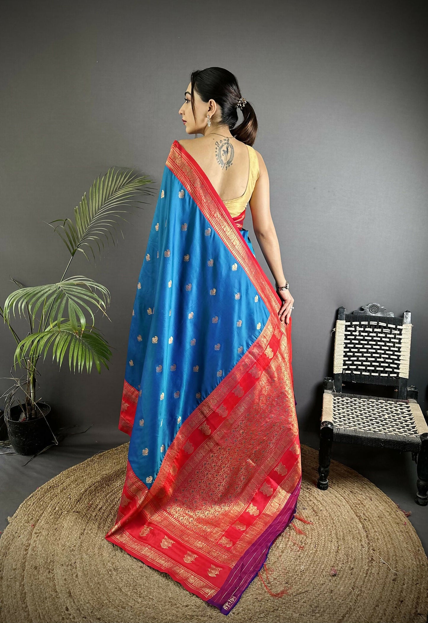 Joban Fashion Royal Blue Banarasi Soft Silk Woven Butti Saree | Swadesiicart