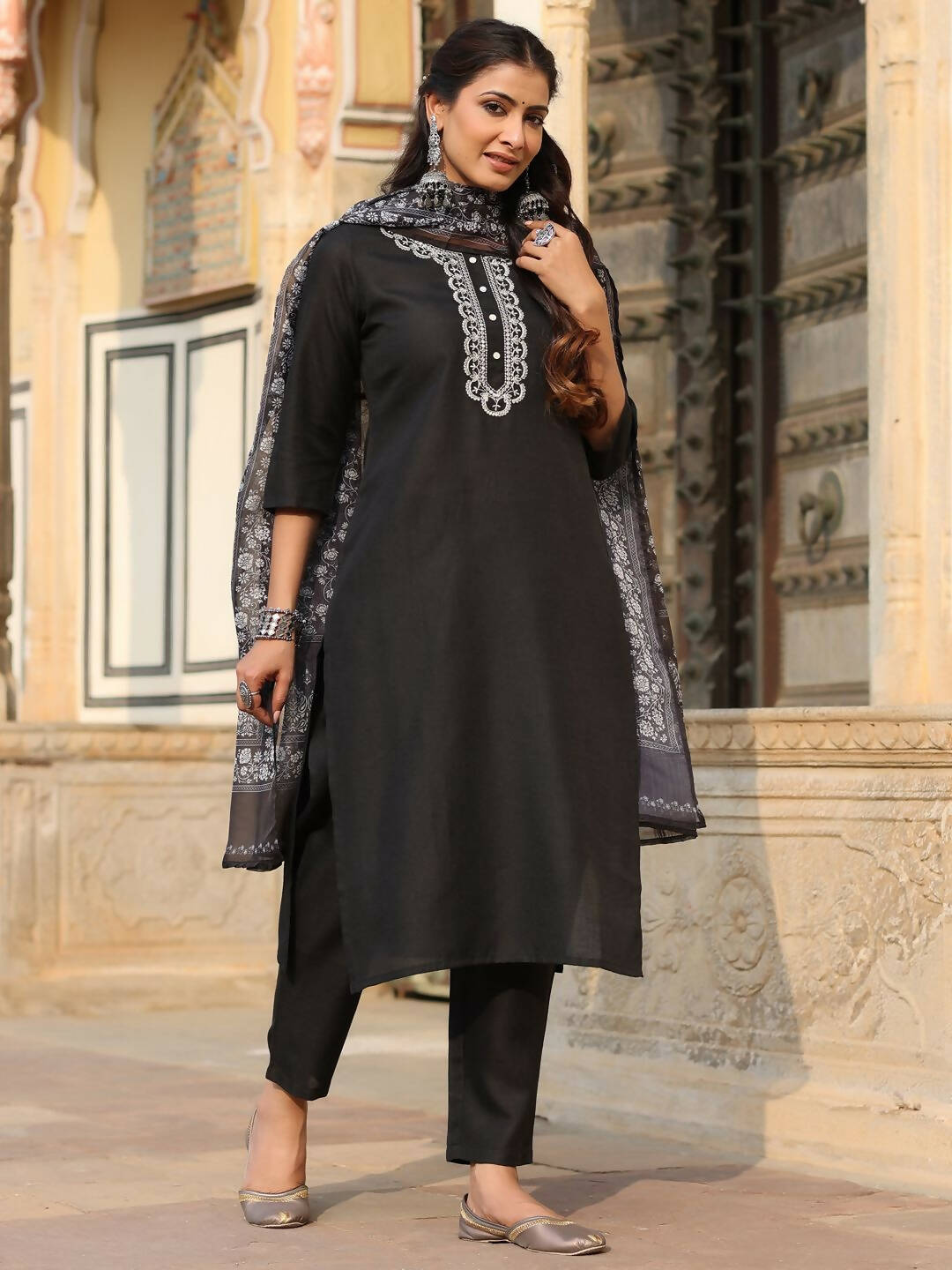 Juniper Women's Black Silk Solid Embroidered Kurta Set | Swadesiicart