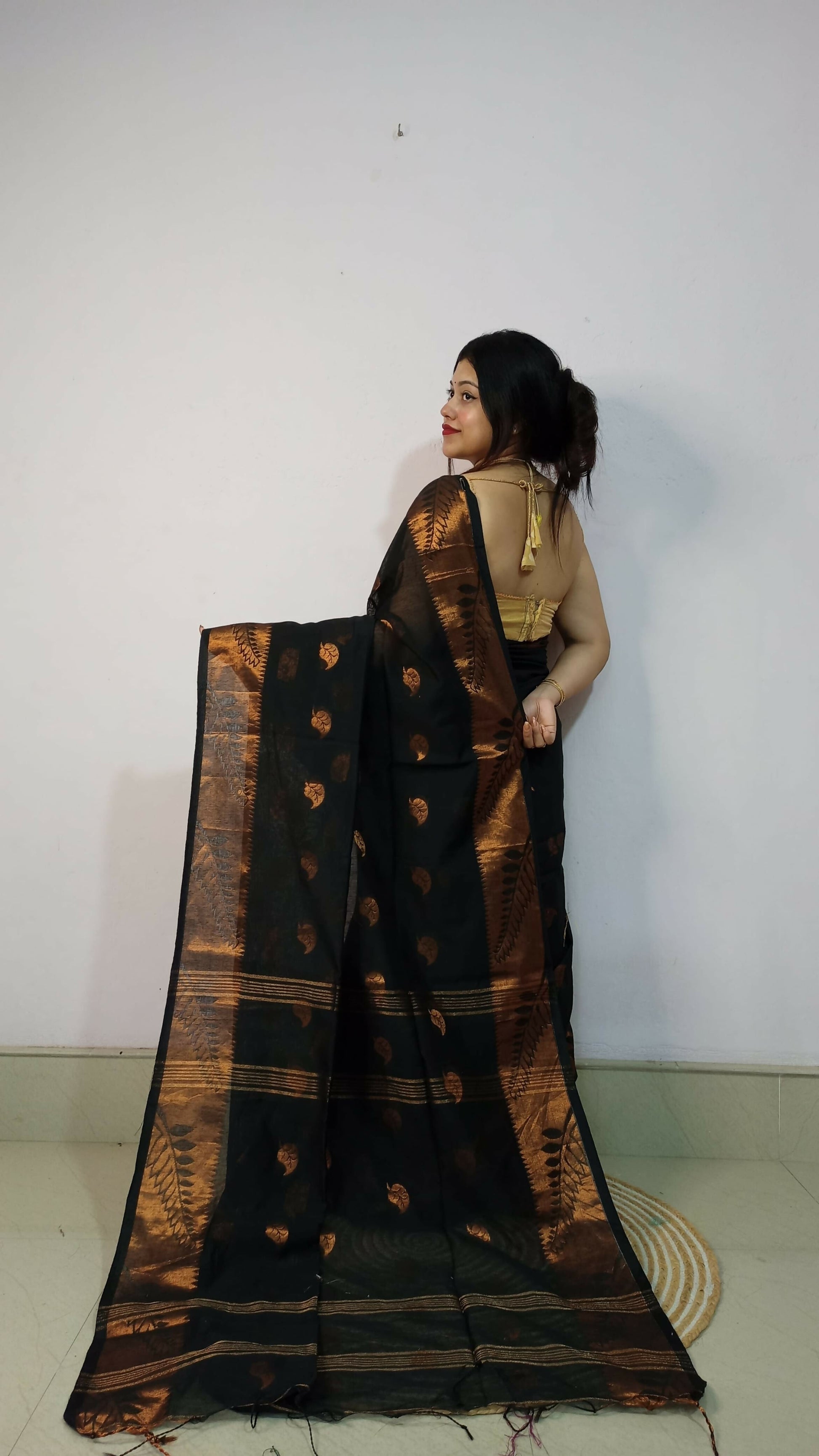 Exclusive Collection Beautiful Black Cotton Silk Woven Handloom Saree With Running Blouse Piece - Swadesiicart