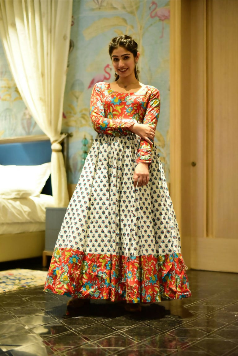 Jyoti Fashion Women's Off White Heavy Digital Printed Cotton Silk Anarkali Dress | Swadesiicart