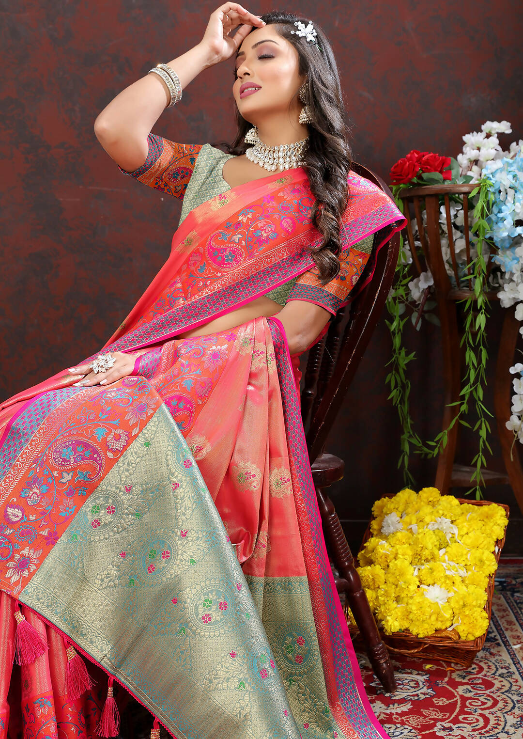 Lorenvalley Fashion Peach Kanjivaram Silk Woven Design with Zari Weaving Saree - Swadesiicart