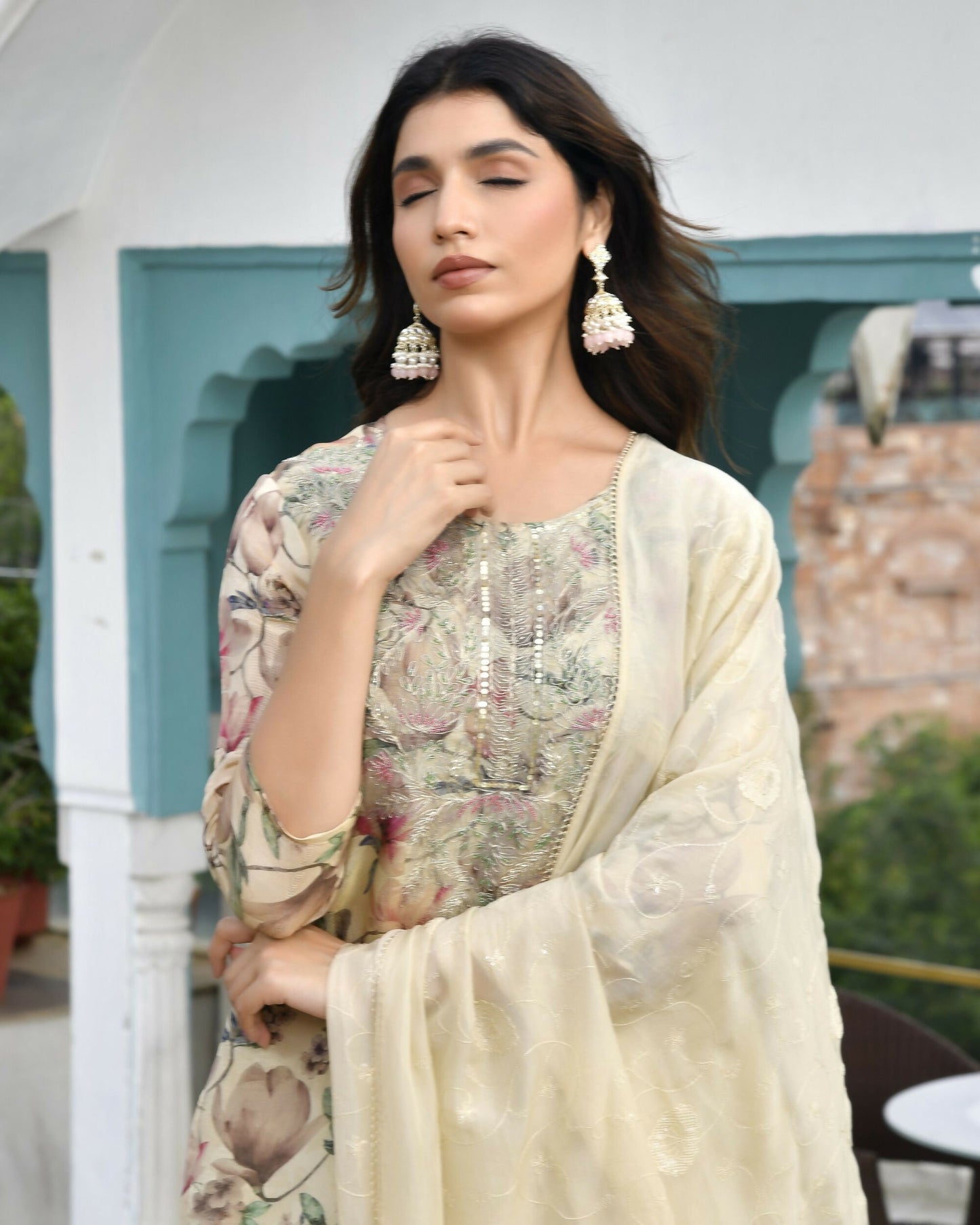 Vaasva Women's Cream Tissue Embroidered Suit Set With Solid Pant And Embroidered Dupatta | Swadesiicart