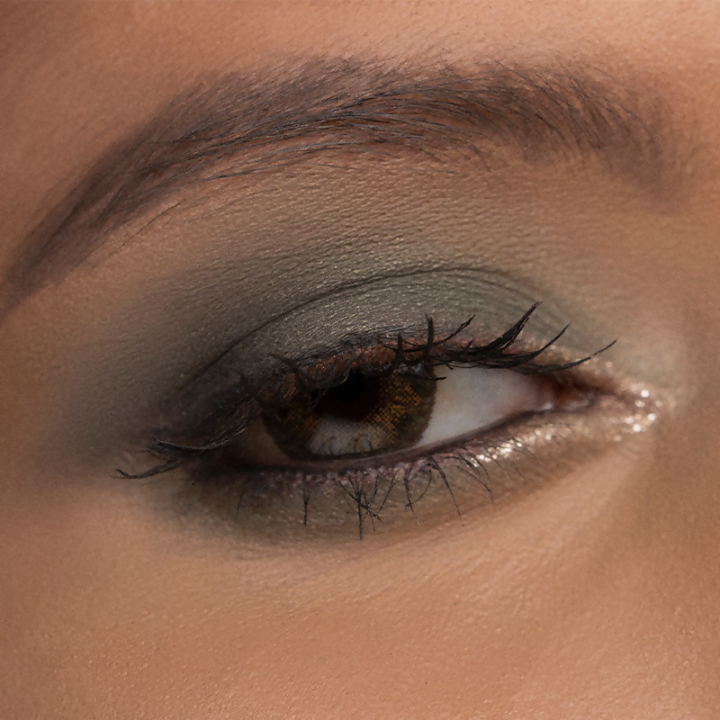 Kay Beauty By Katrina Kaif Eyeshadow Palette - Wild and Free | Swadesiicart