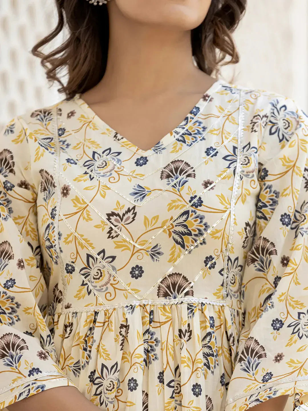 Yufta Yellow Gotta Patti Kurti with Dhoti Pants Set - Swadesiicart