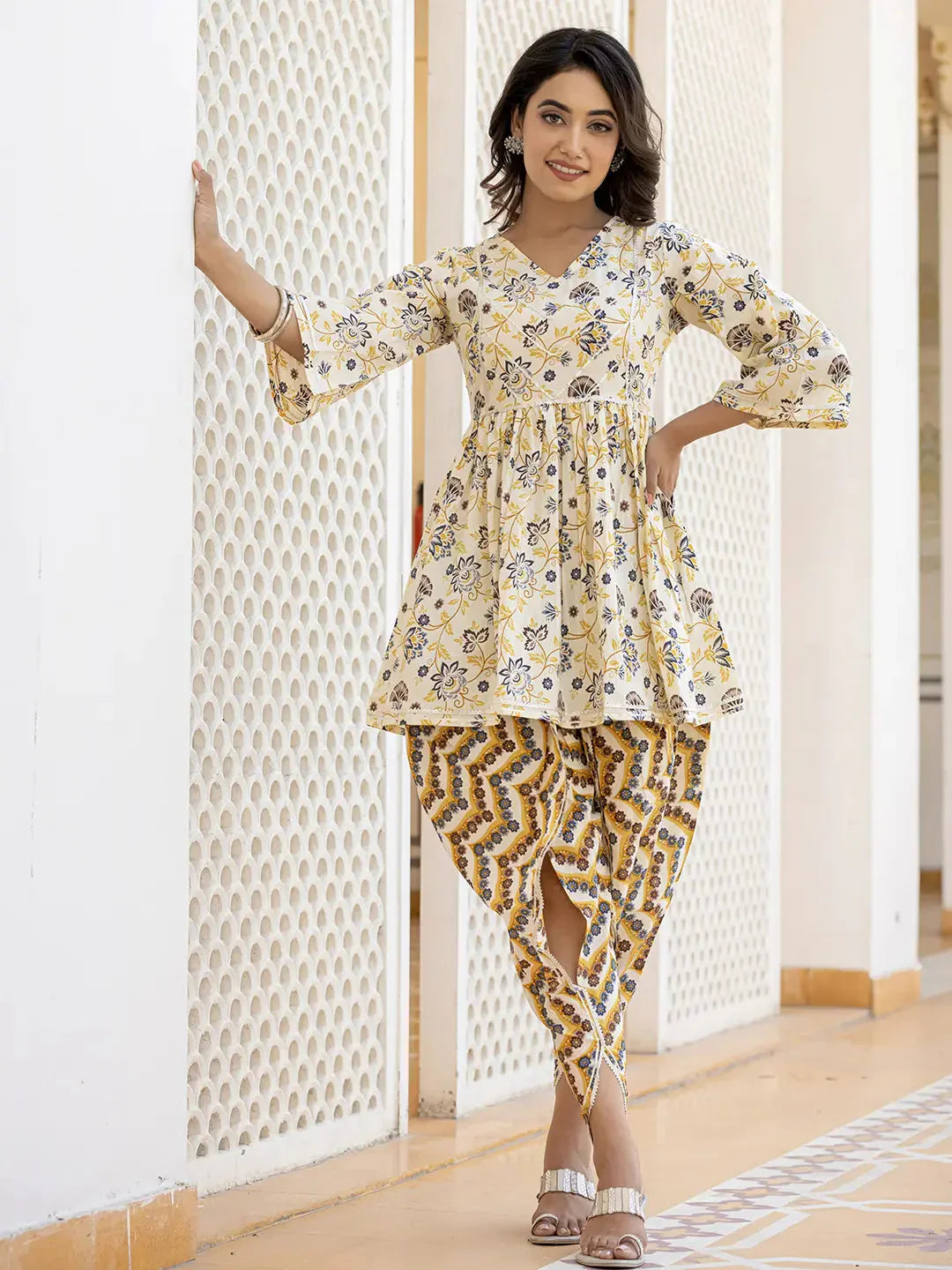 Yufta Yellow Gotta Patti Kurti with Dhoti Pants Set - Swadesiicart