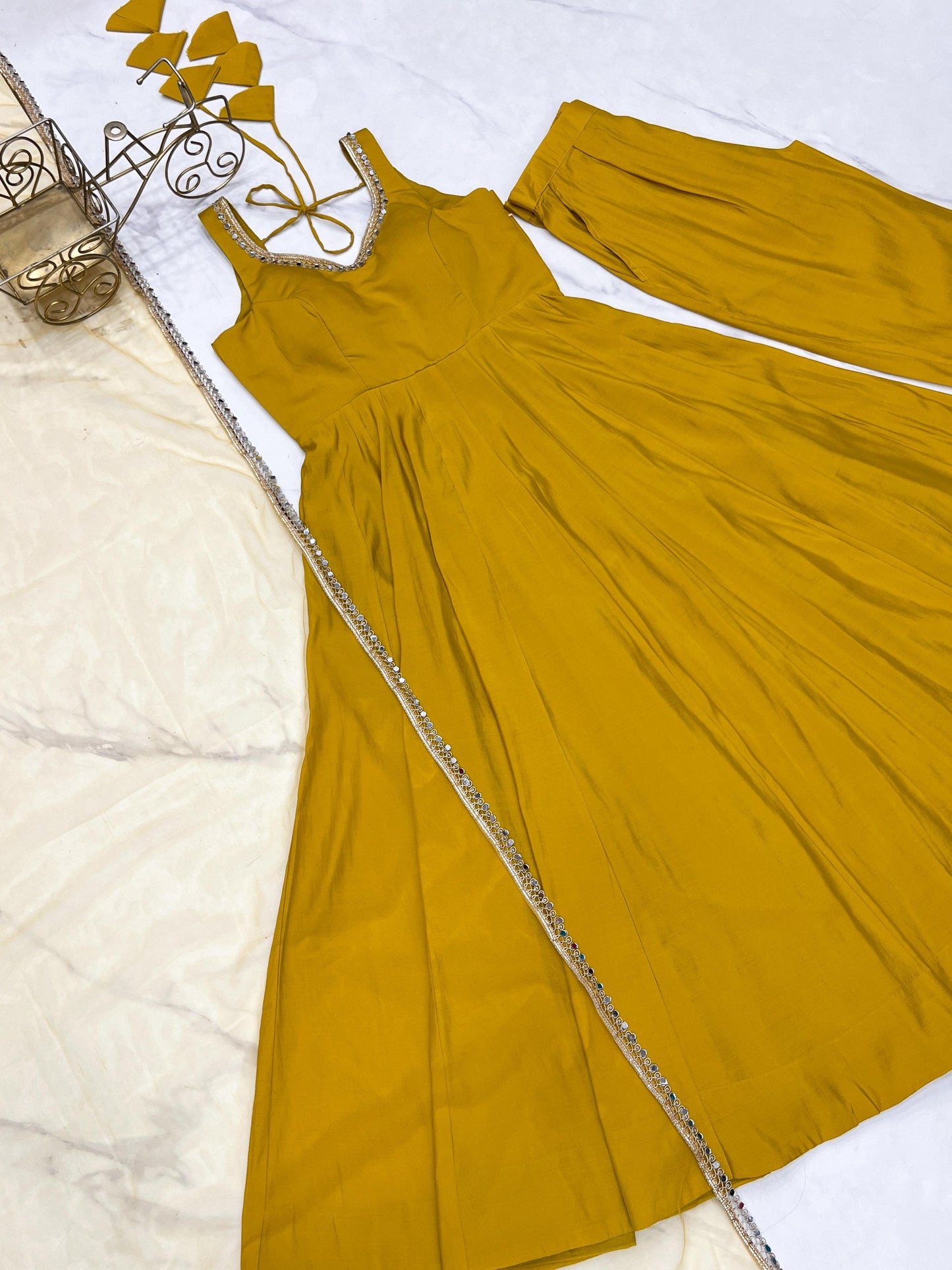 Lorenvalley Fashion Yellow Pure Romansilk Chanderi Fabric Yoke Fancy Lace Work Anarkali Kurta Pant With Dupatta Set - Swadesiicart