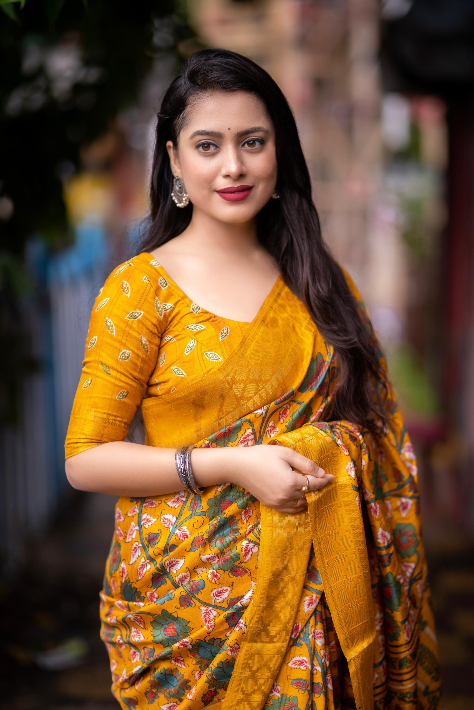 Mustard Slub Silk Printed Saree with Unstitched Blouse - Hiral Fashion | Swadesiicart