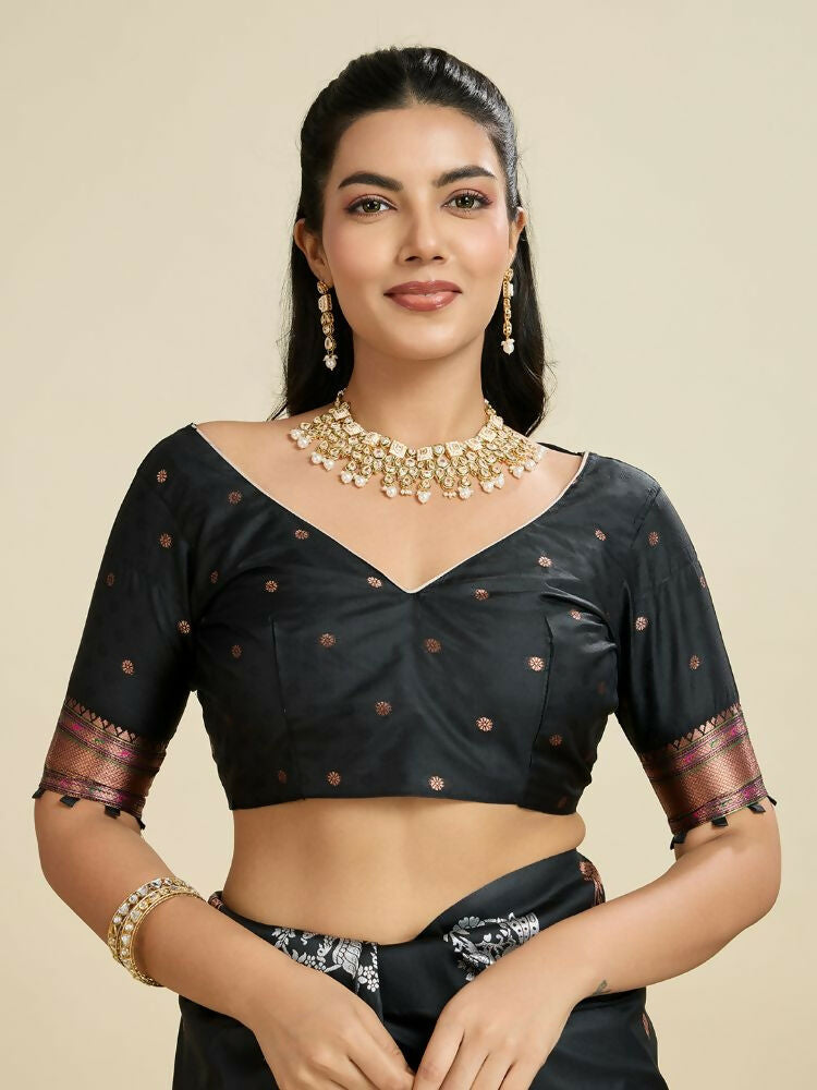 Vishnu Weaves Women's Black Banarasi Silk Zari Woven Saree with Blouse - Swadesiicart