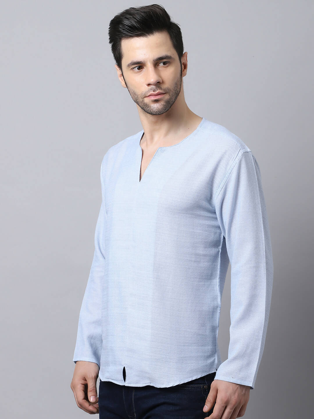 Even Apparels Men's Blue Pure Cotton Round Neck Slit Kurta | Swadesiicart