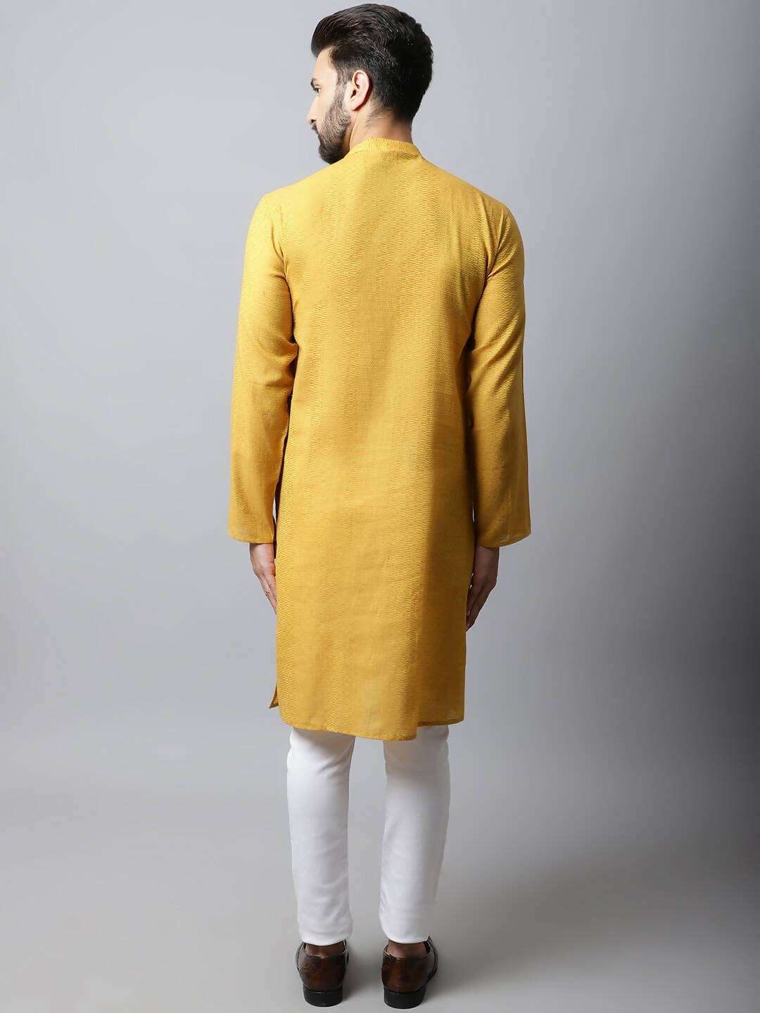 Even Apparels Yellow Color Pure Cotton Men's Kurta With Side Placket (SLD1192) | Swadesiicart