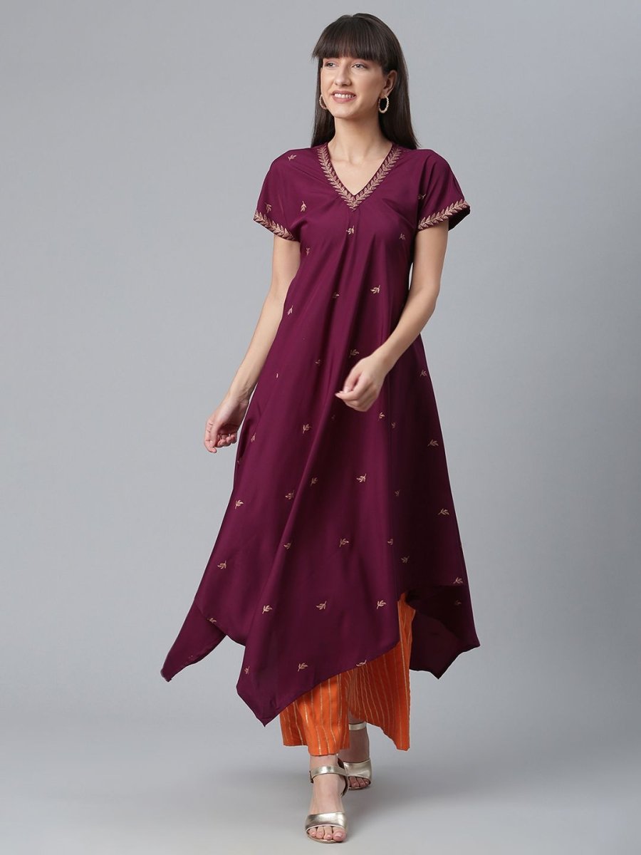 Ahalyaa Women Wine Crepe Glitter Print Kimono Style Kurta With Palazzo | Swadesiicart