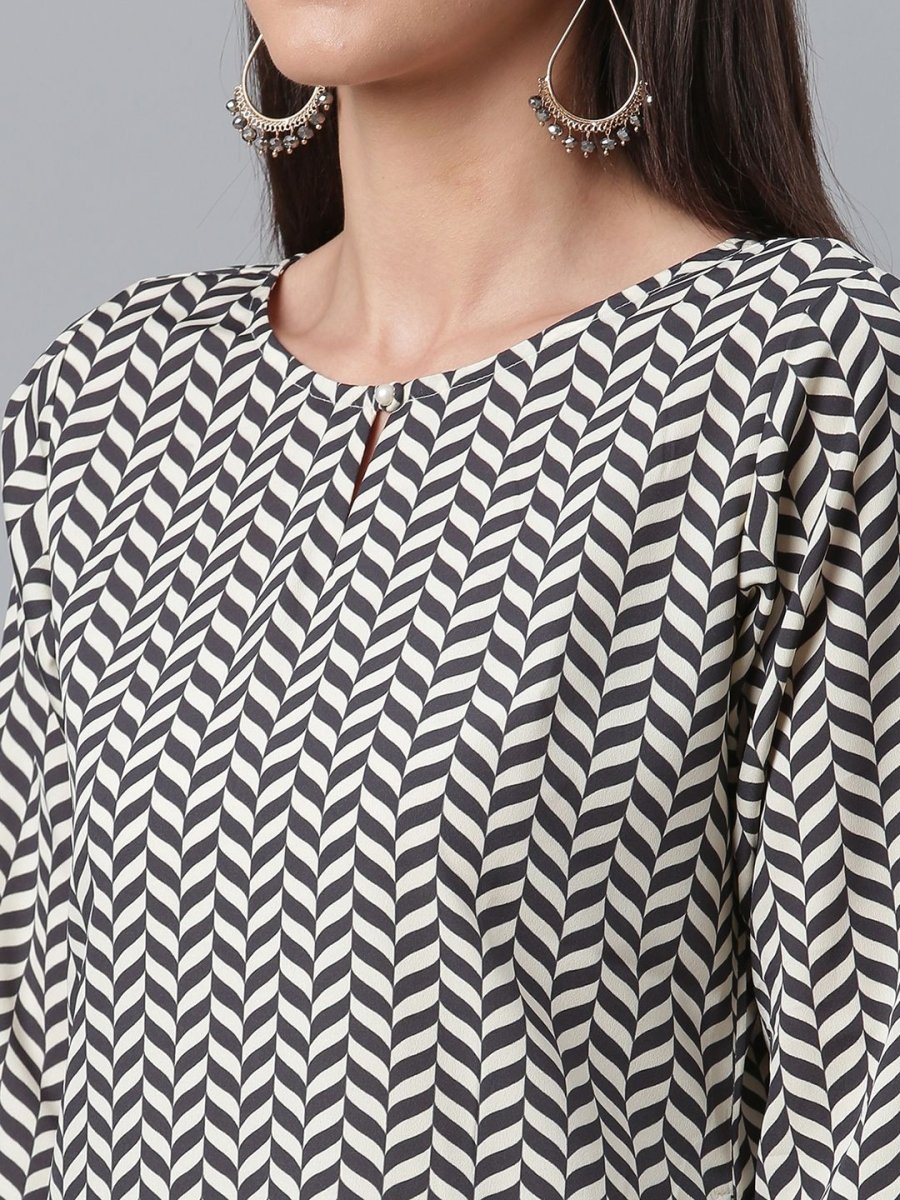 Ahalyaa Black & White Digital Print Crepe Kurta and Pant With Dupatta Set | Swadesiicart
