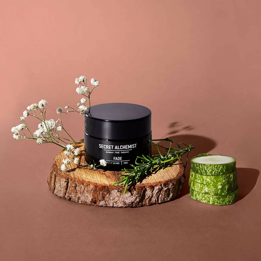 Secret Alchemist Fade Acne Scar Gel | Swadesiicart