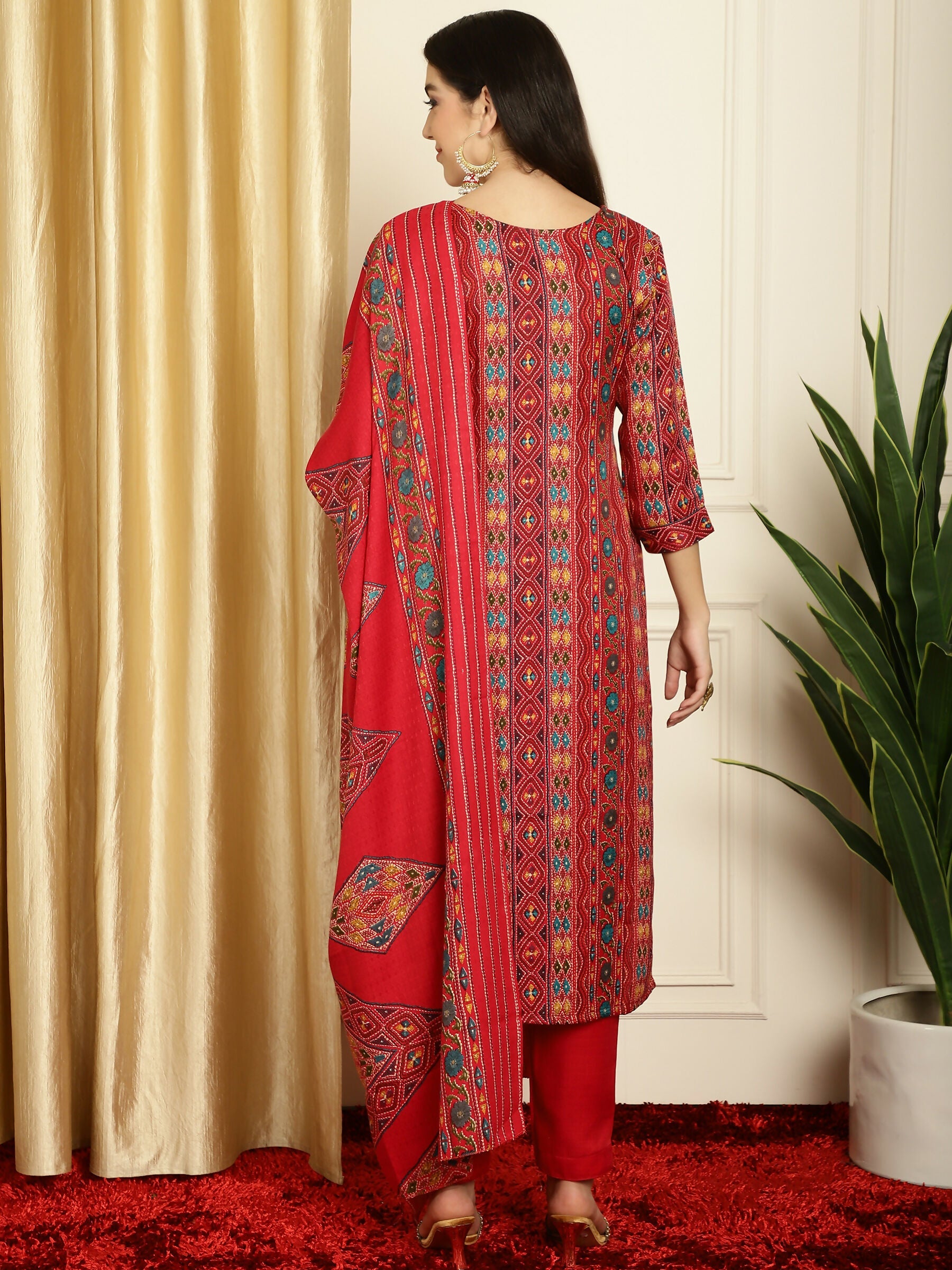 Jyoti Fashion Women's Red Pashmina Floral Digital Printed Kurta with Trouser & Dupatta | Swadesiicart
