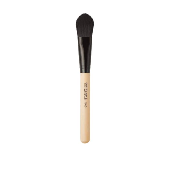 Oriflame Precision Foundation Brush - Swadesiicart