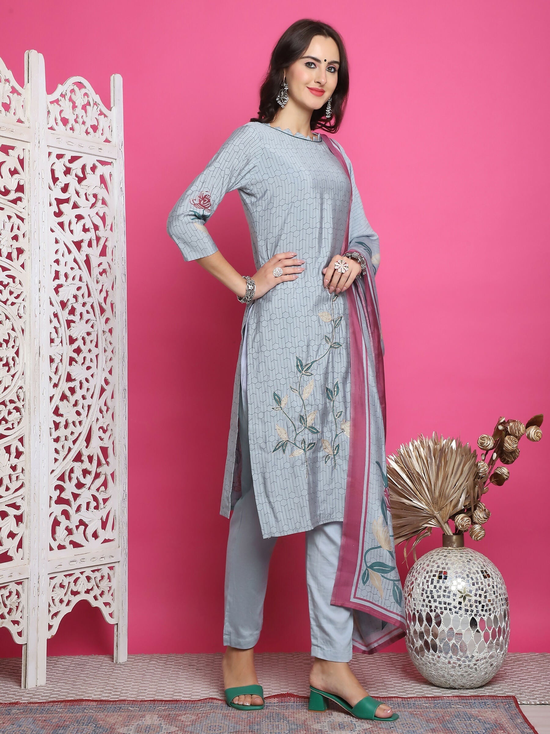Jyoti Fashion Women's Grey Muslin Floral Print with Jari & Crystal work Kurta with Trouser & Dupatta | Swadesiicart
