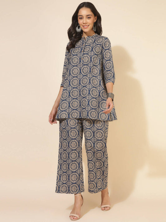 Janasya Women's Blue Cotton Ethnic Motifs Casual Regular Co-ords - Swadesiicart