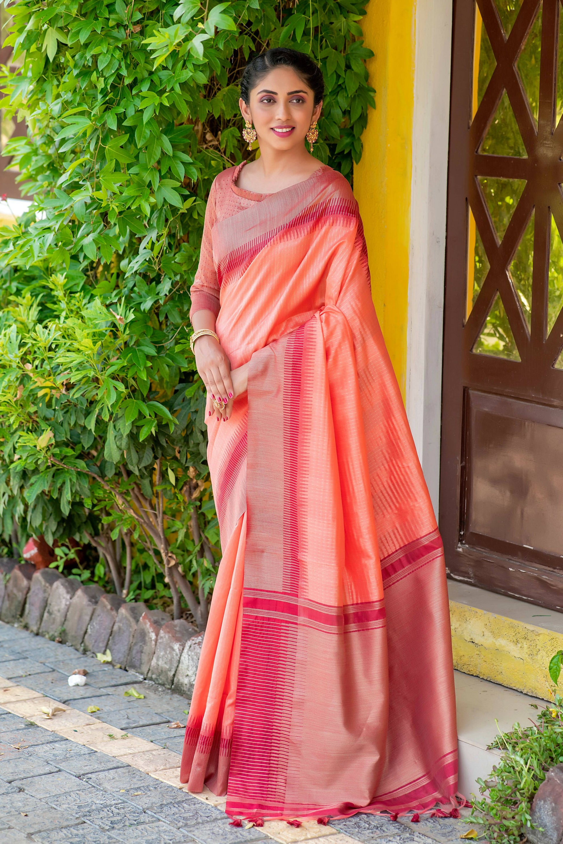 Vishnu Weaves Women's Orange South Silk Zari Woven Saree with Unstitched Blouse - Swadesiicart