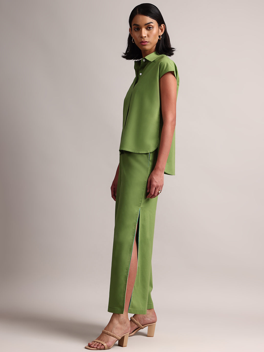 Zaccai Women's Green Cambric Solid Co-Ords - Swadesiicart