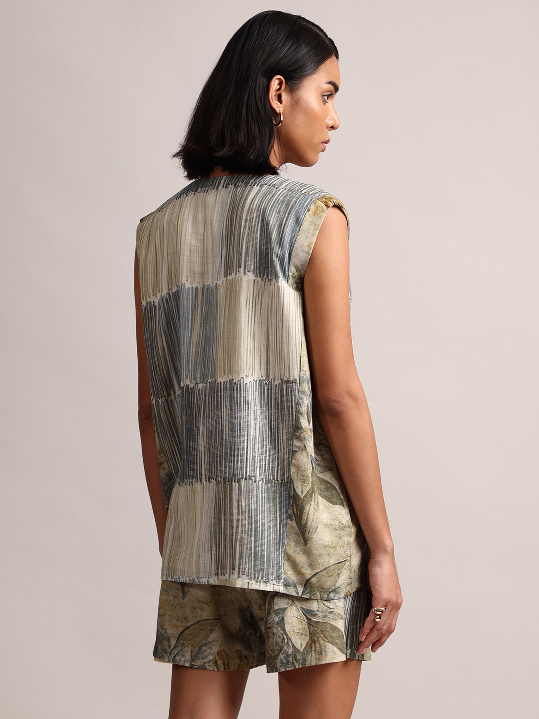 Zaccai Women's Grey Linen Striped Co-Ords - Swadesiicart