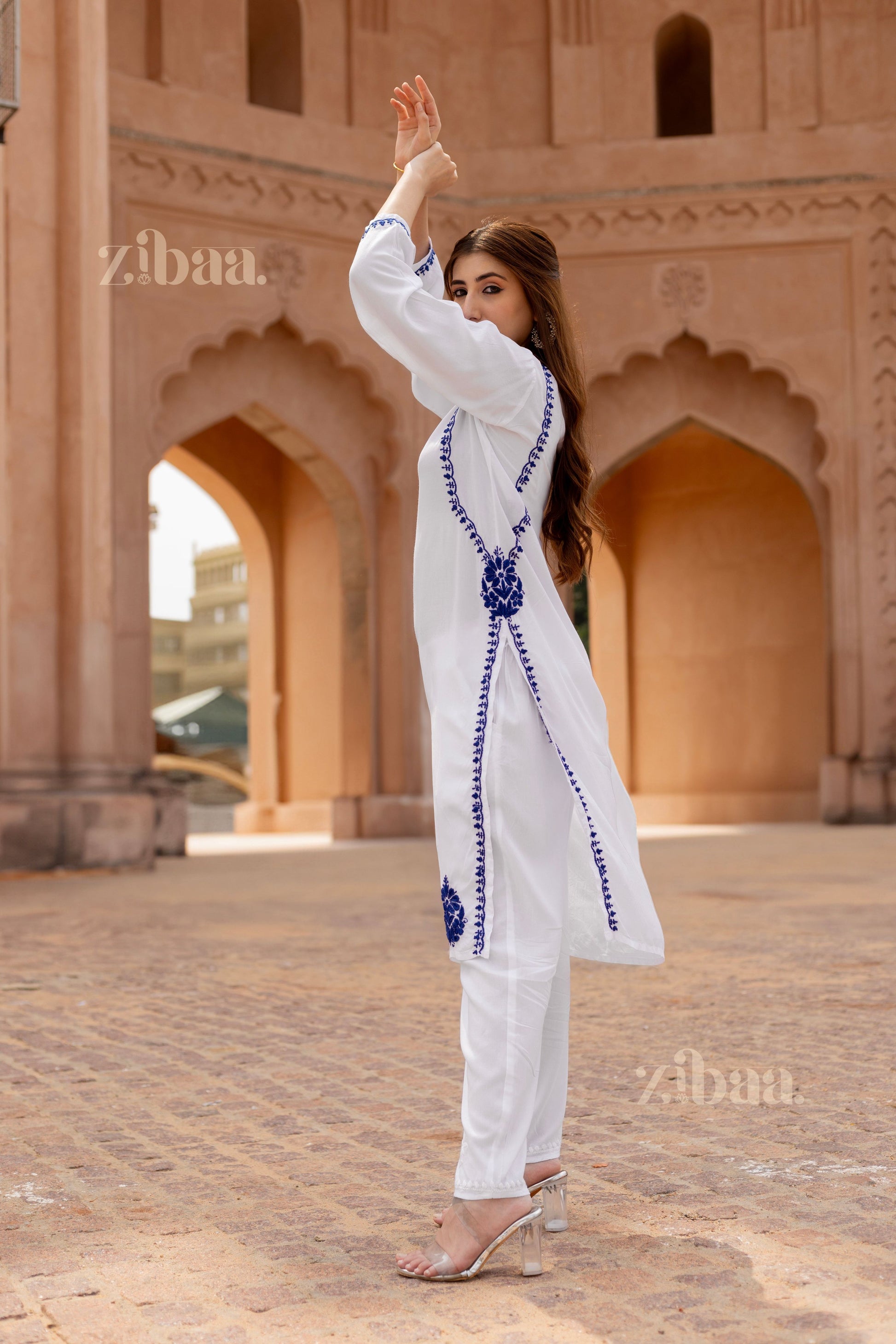 Zibaa Rayon White Chikankari Kurti - Swadesiicart