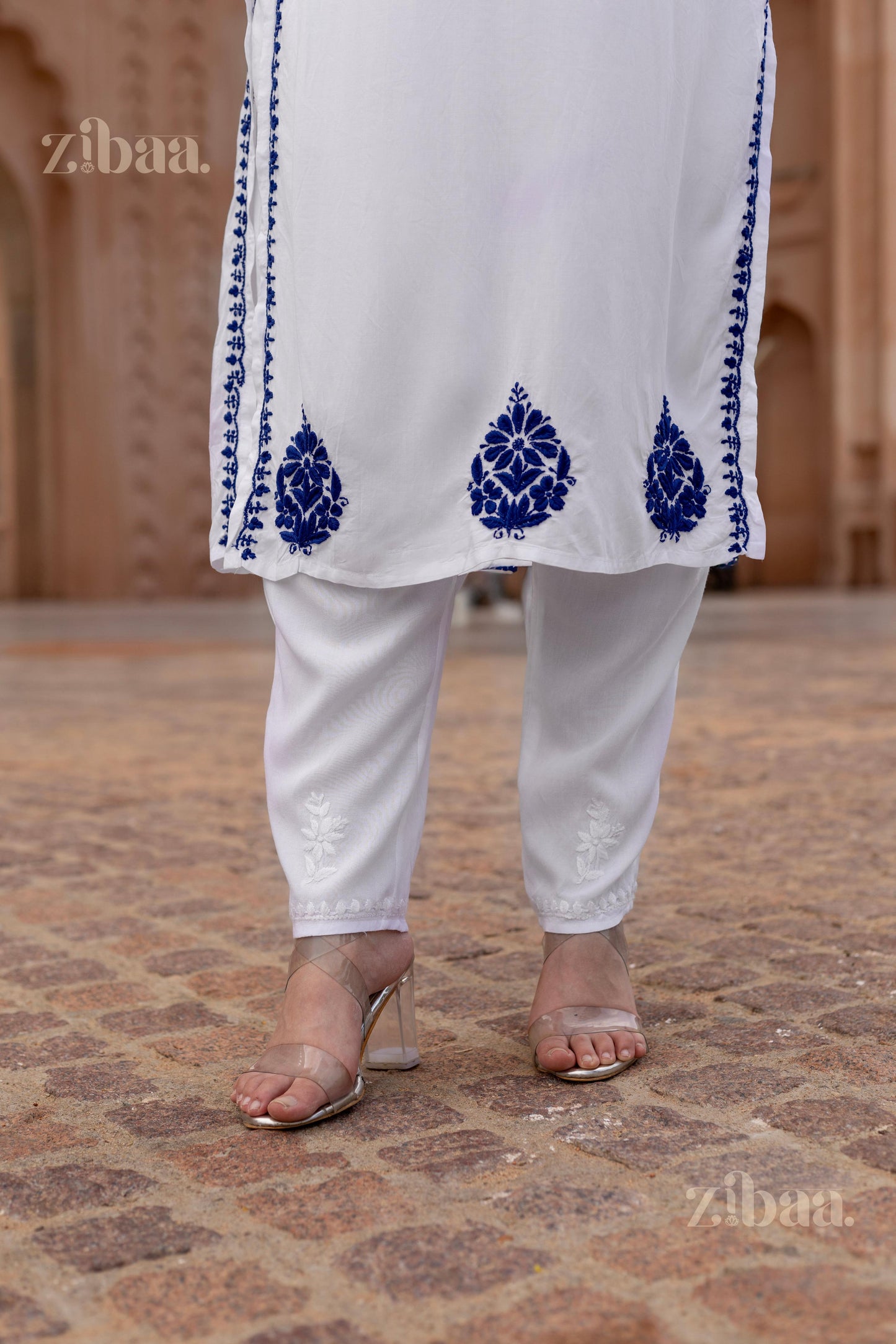 Zibaa Rayon White Chikankari Kurti - Swadesiicart
