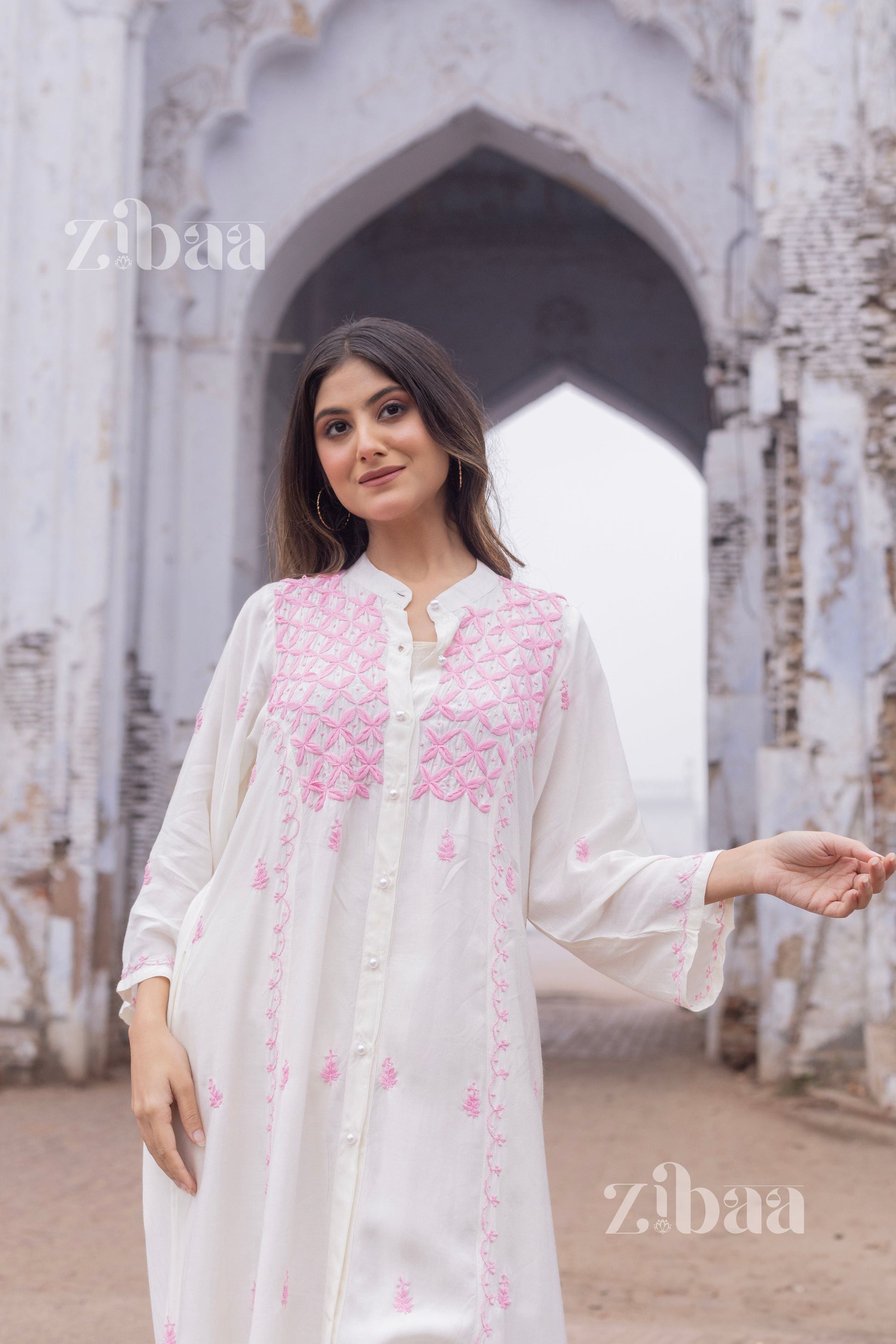 Zibaa Ivory Muslin Long Chikankari Kurta - Swadesiicart