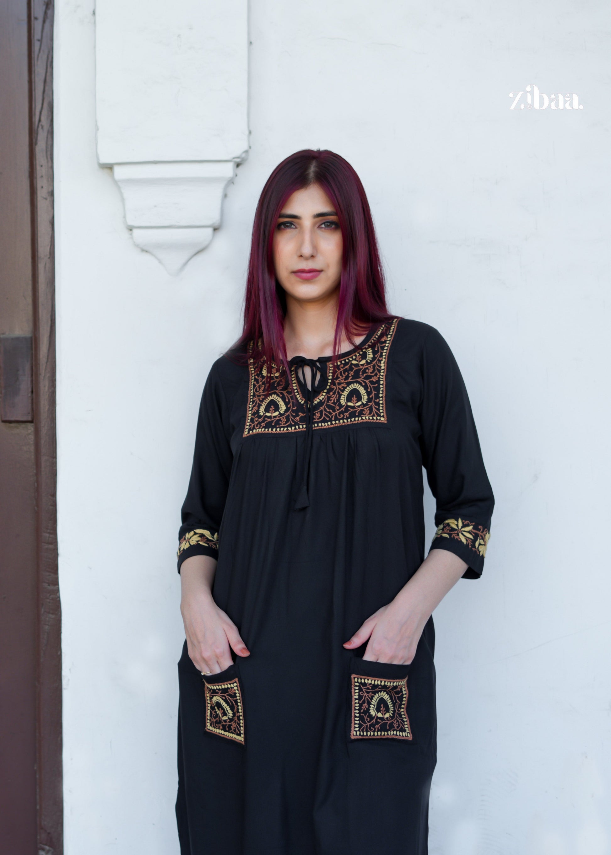 Zibaa Black & Gold Rayon Chikankari Kurta - Swadesiicart