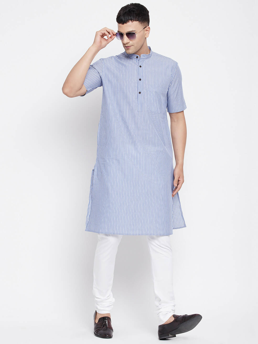 Even Apparels Blue Men's H/S Pure Cotton Kurta With Band Collar | Swadesiicart