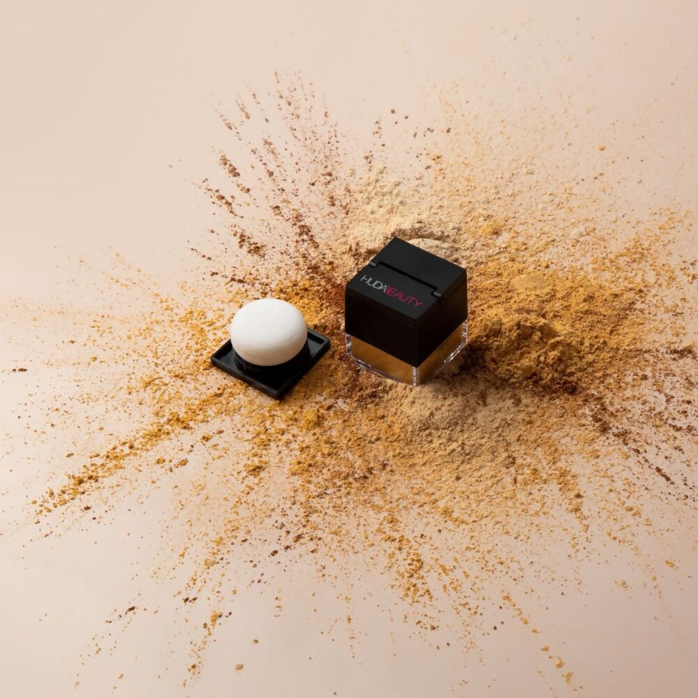 Huda Beauty Easy Bake Loose Setting Powder Mini - Pound Cake | Swadesiicart