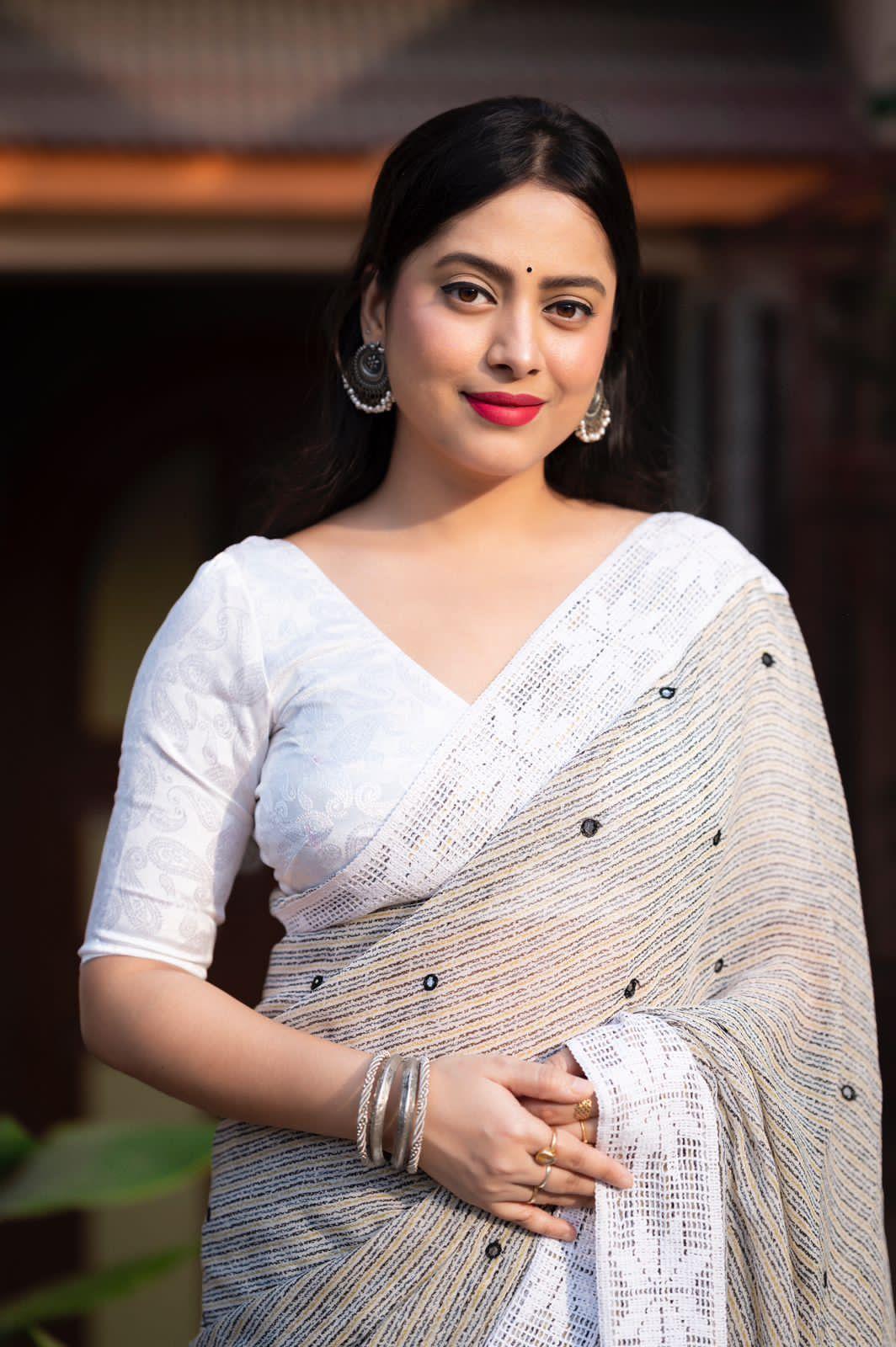Grey Poly Georgette Ethnic Motifs Saree with Unstitched Blouse - Hiral Fashion | Swadesiicart