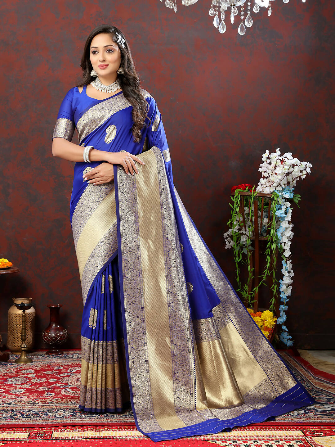 Lorenvalley Fashion Blue Soft Silk Woven Design Gold Zari Weaving Saree - Swadesiicart