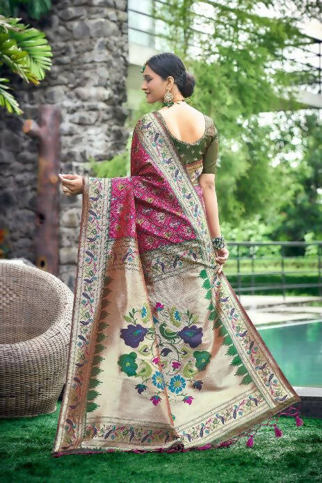 Vishnu Weaves Women's Magenta Paithani Patola Silk Zari Woven Saree with Unstitched Blouse - Swadesiicart