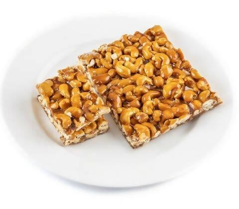 Godavari Vantillu Kaju Chikki / Cashew Chikki / Bellam Jeedipappu Achu | Swadesiicart
