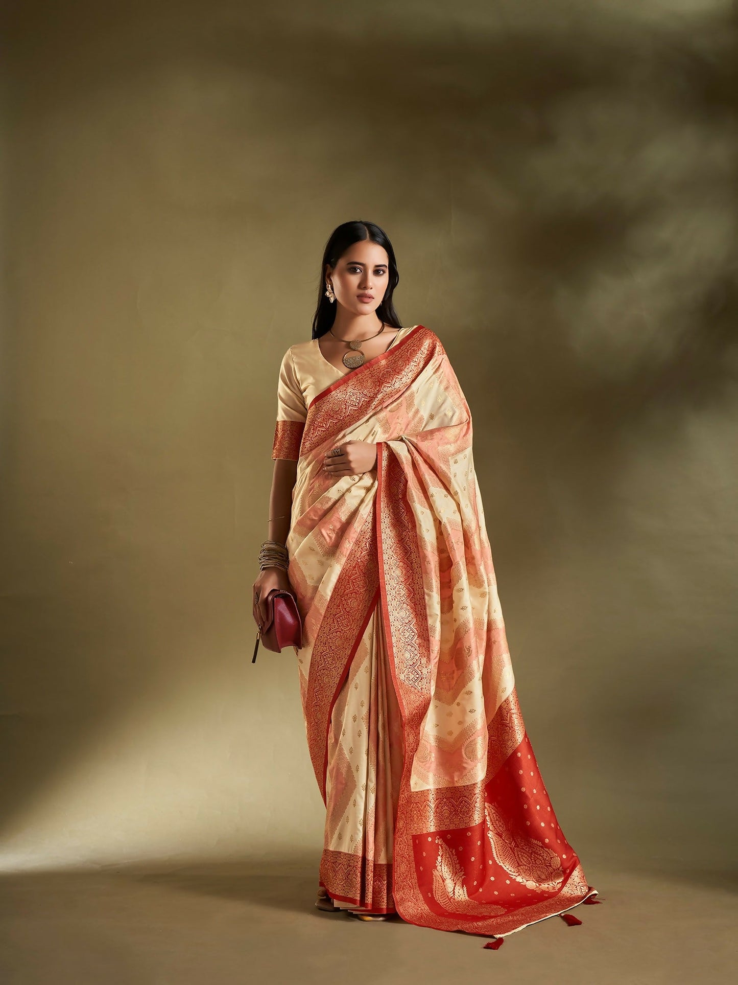 Joban Fashion Cream & Pink Plain With Weaving Border Banarasi Silk Sarees | Swadesiicart