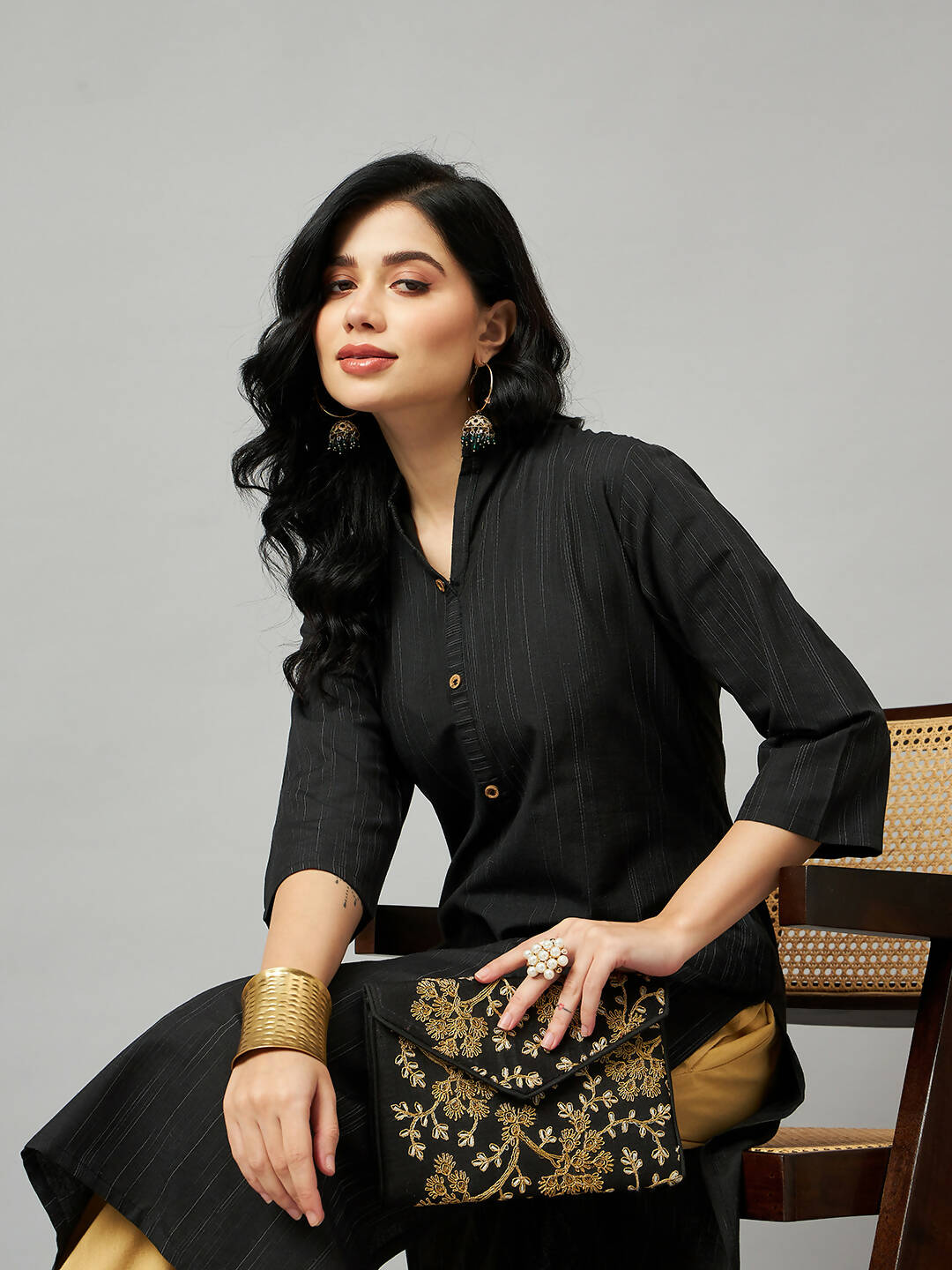 Black Chanderi Silk Texture Straight Kurta - Sabella