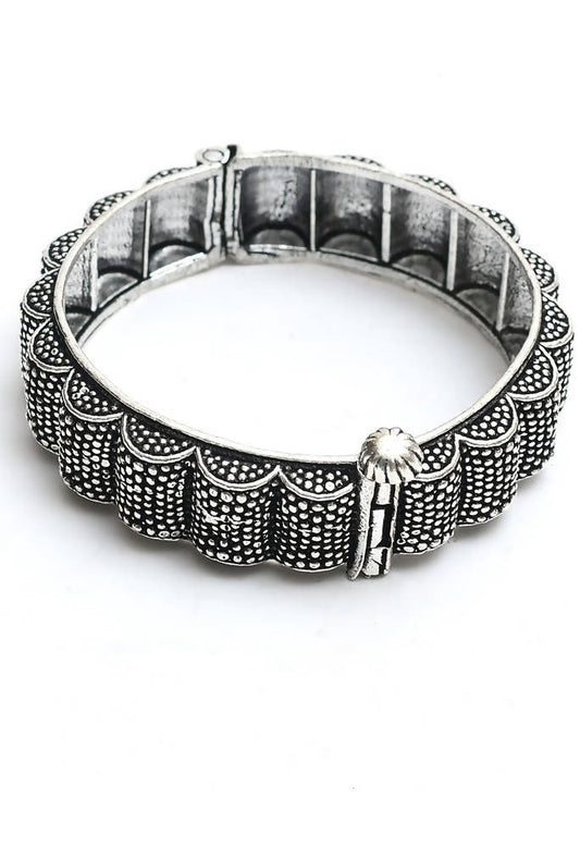 Mominos Fashion Kamal Johar Oxidised Silver Bangles Set
