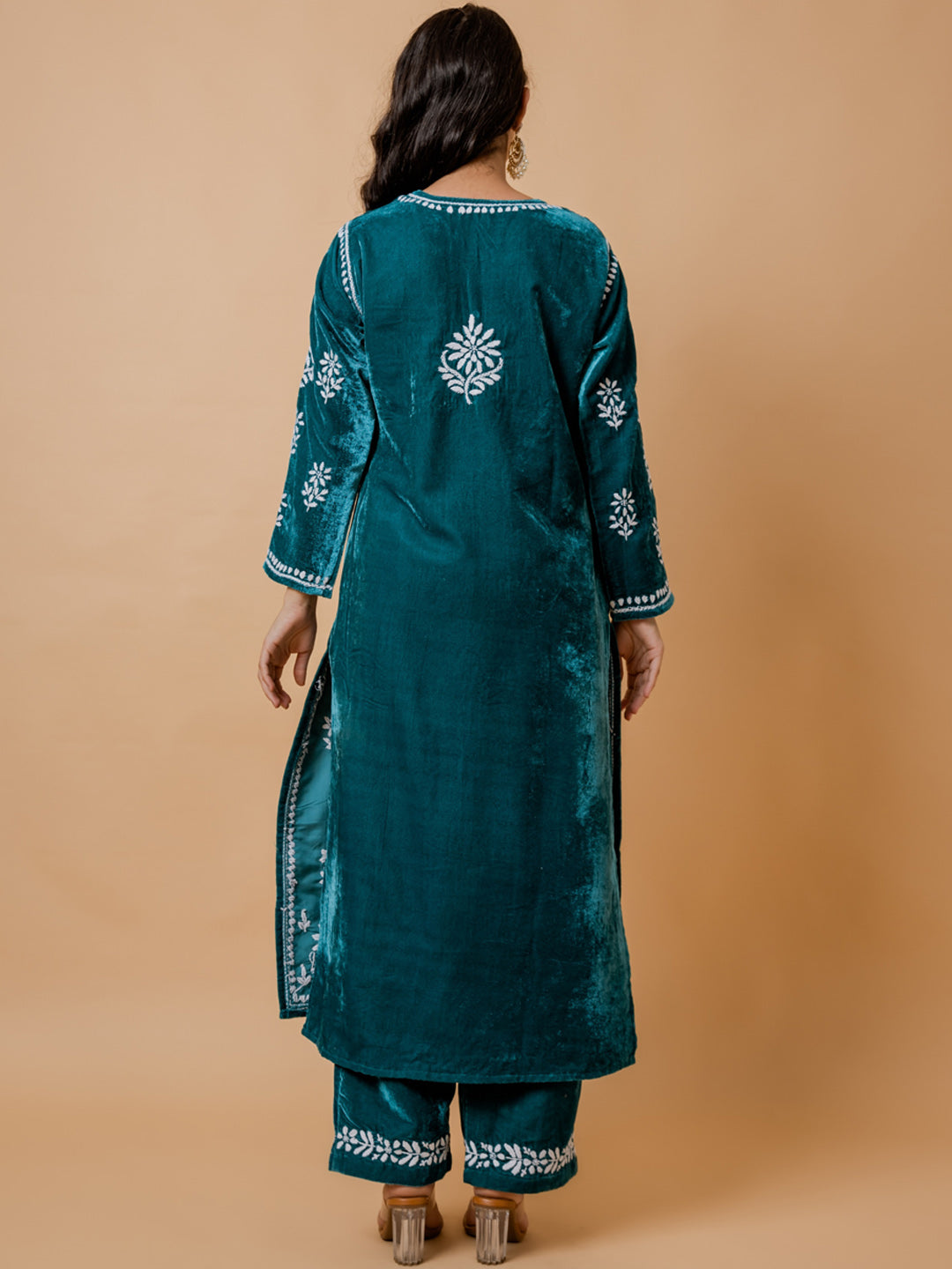 HOUSE OF KARI Ethnic Motifs Embroidered Chikankari Velvet Kurta With Trousers | Swadesiicart
