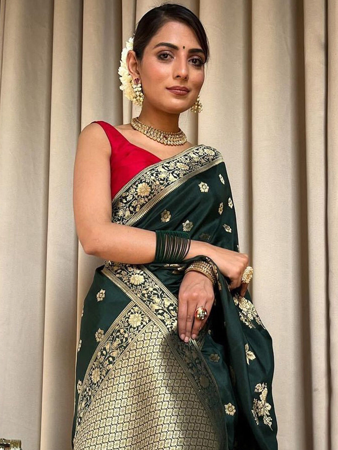 Kalini Woven Design Zari Banarasi Saree | Swadesiicart
