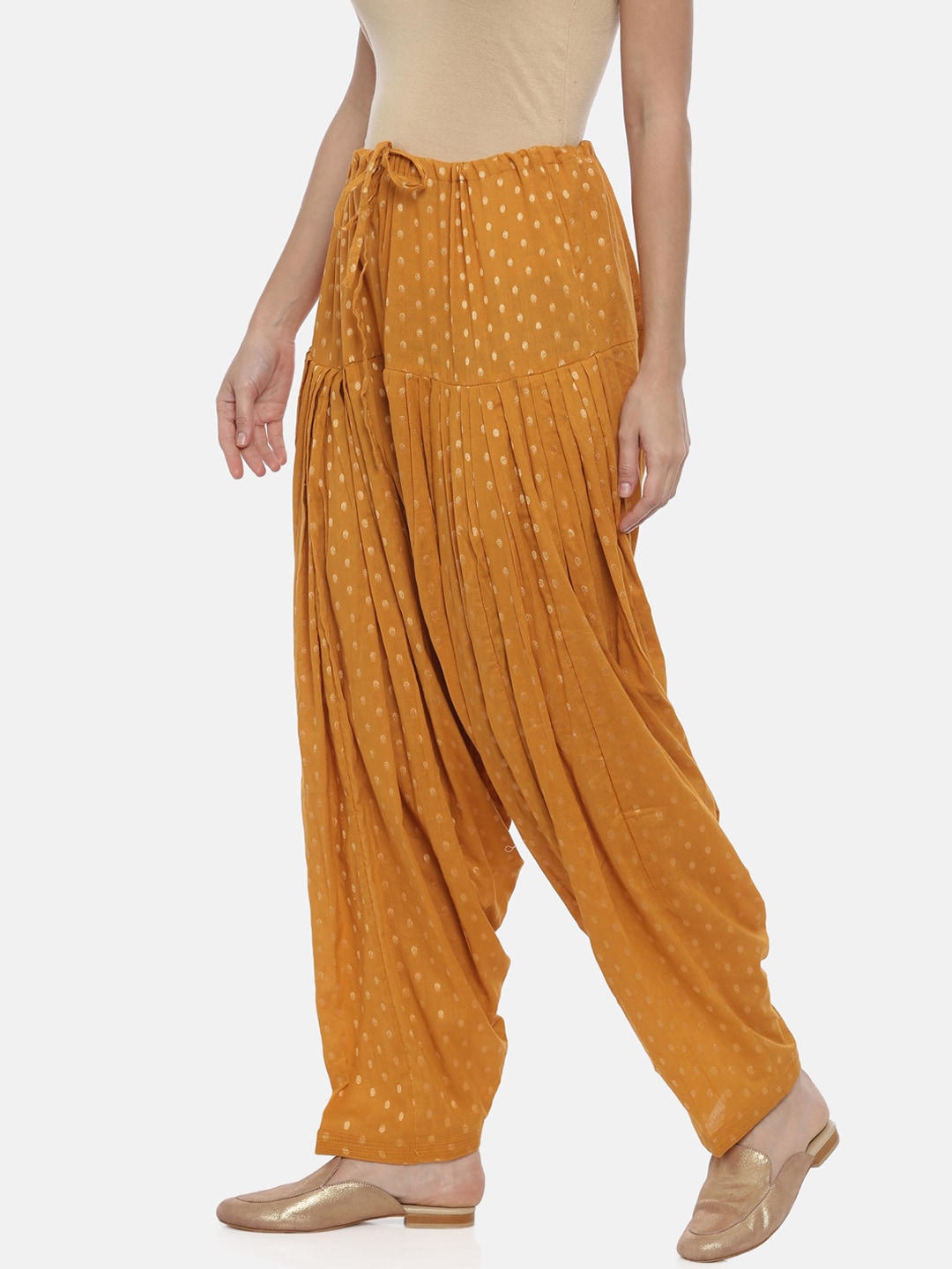 Souchii Tan Banarasi Thread Design Regular-Fit High-Rise Patiala | Swadesiicart
