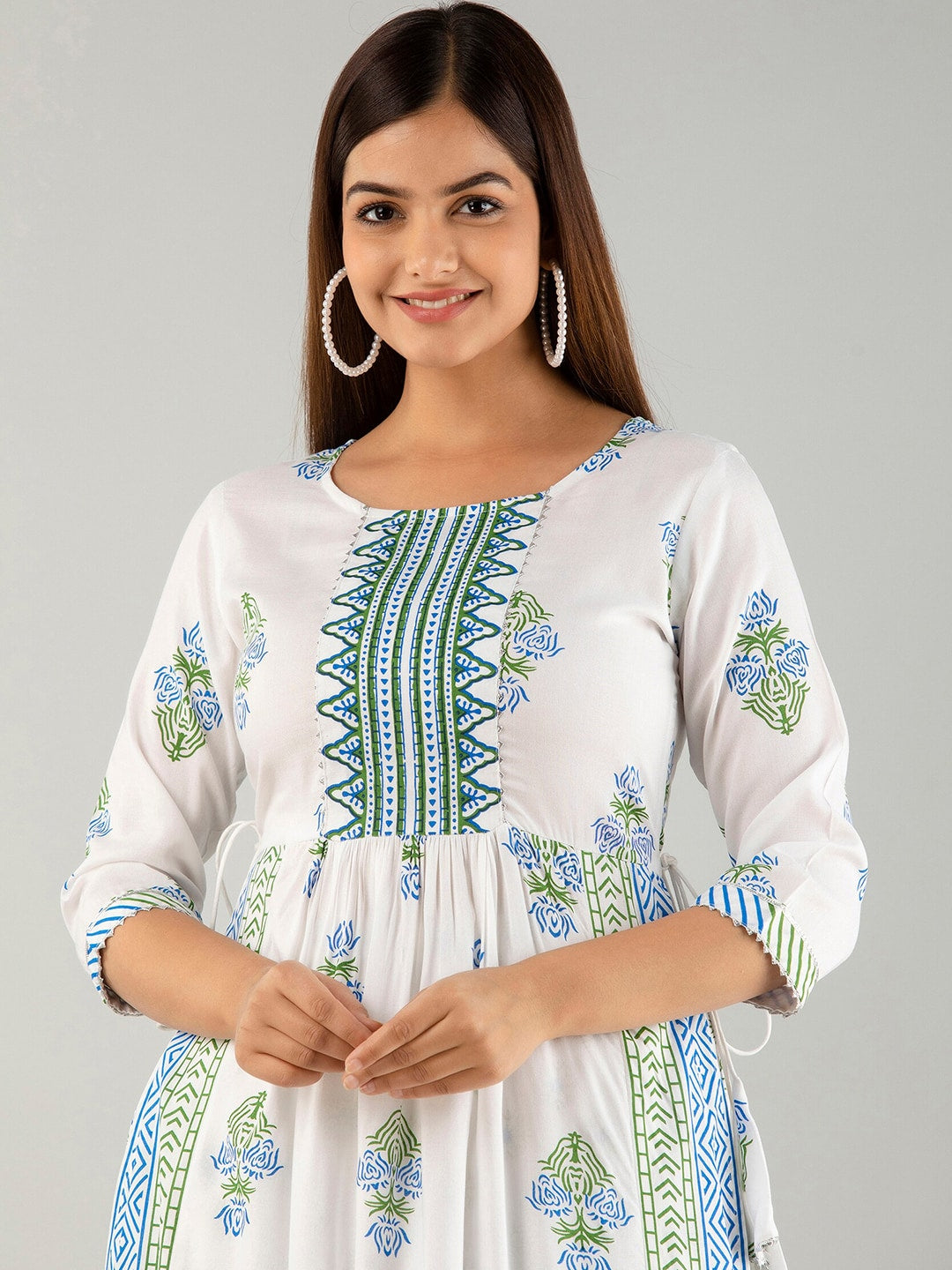 Kalini Floral Printed Pleated Gotta Patti Kurta with Trousers - Swadesiicart
