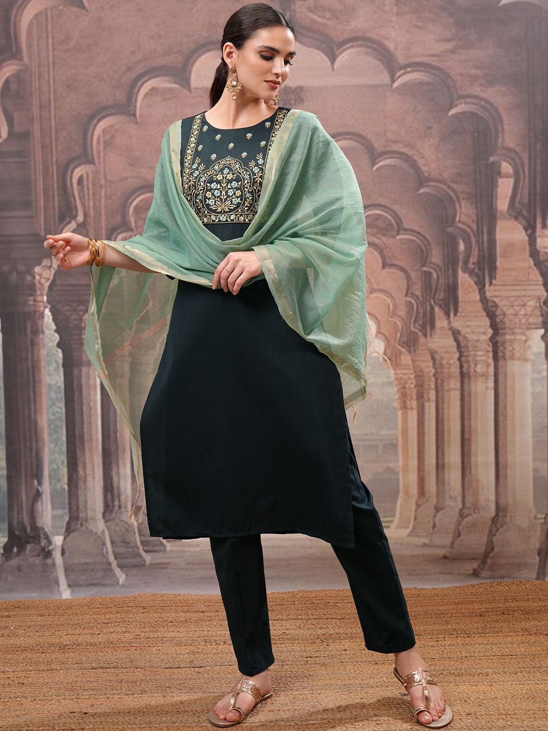 Vishudh Green Embroidered Straight Kurta with Trouser & Dupatta - Swadesiicart